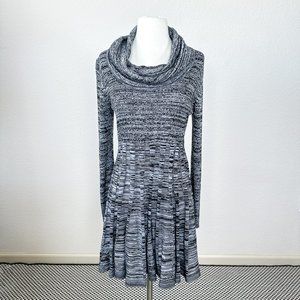 Calvin Klein Midi Long Sleeve Cowl Neck Knit Dress in Gray Black size Medium
